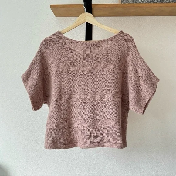 Mauve Short-Sleeve Sweater (M) - Picture 2 of 6